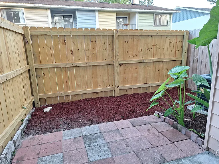 2136 SW 39th Dr — Photo 20