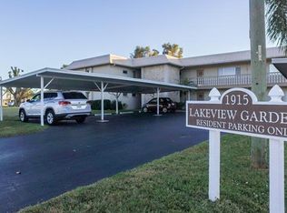 1915 W Lakeview Blvd APT 5, North Fort Myers, FL 33903
