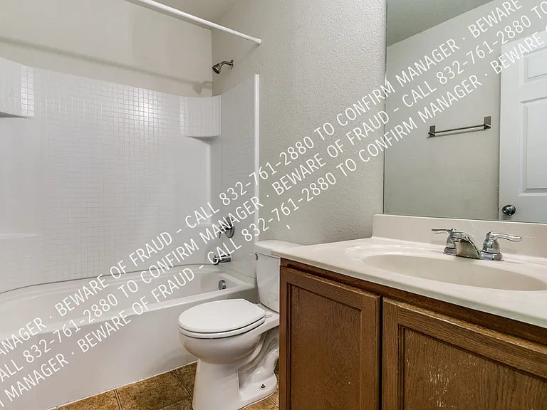 1128 Foxglove Ln — Photo 23