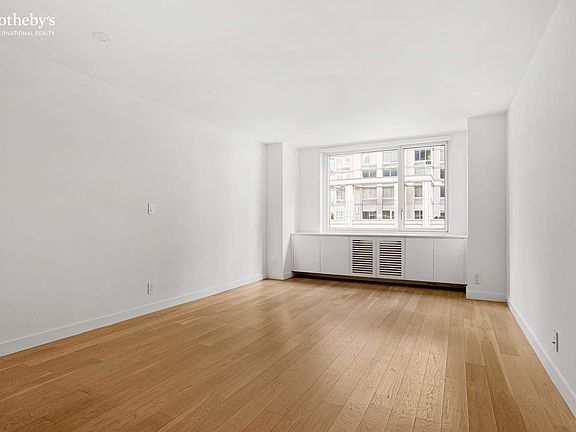 3rd image of 301 W 53rd St APT 6J