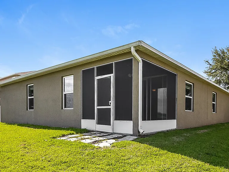 194 Compass Rose Dr — Photo 16