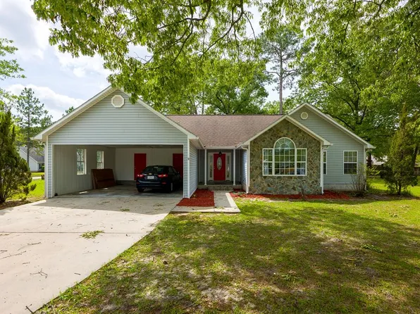 1720 Jimmy St, Adel, GA 31620