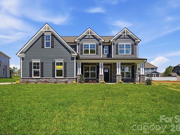 2nd image of 1320 Knob Creek Dr