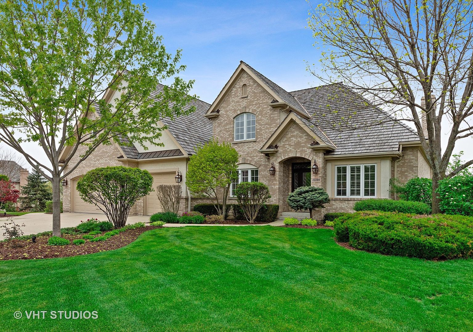 22284 W Mashie Ct, Mundelein, IL 60060 | Zillow