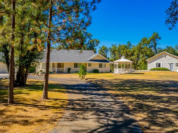 38402 Cedar Creek Ct, Oakhurst, CA 93644