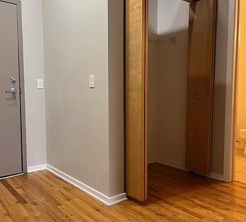 4th image of 1645 W Ogden Ave Unit 314