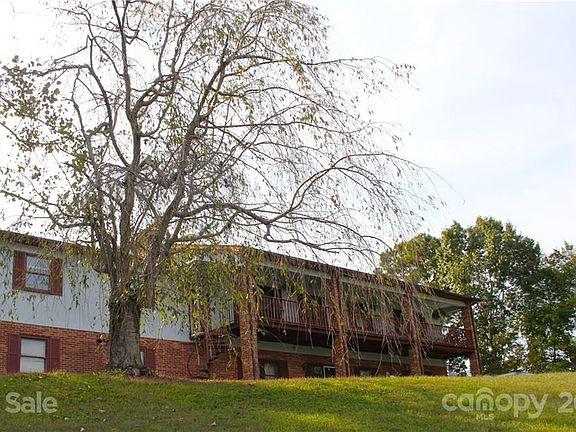 5th image of 5832 Lake Hickory Pl