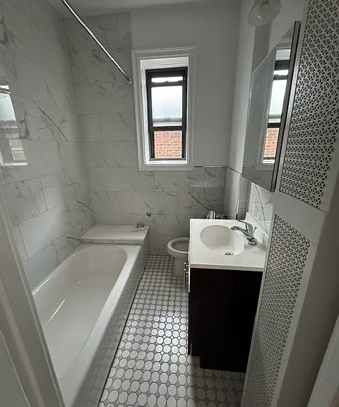 7 East Ave — Photo 7