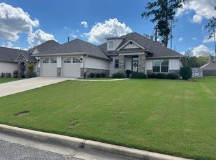 9248 Crescent Lodge Cir, Pike Road, AL 36064