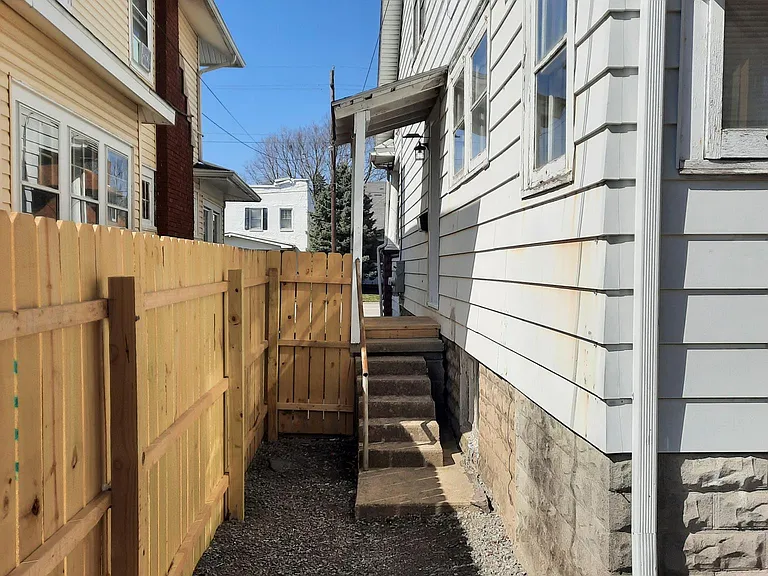 426 N Jameson Ave #2 — Photo 10