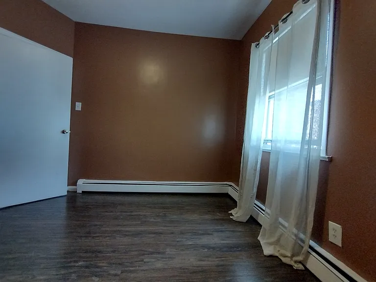 1478 E 93rd St #1 — Photo 25