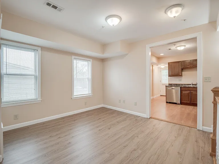 148 Brook Rd #2 — Photo 10