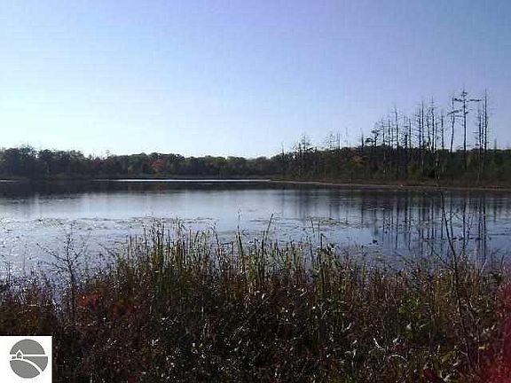 2nd image of 0 Lakeside Dr