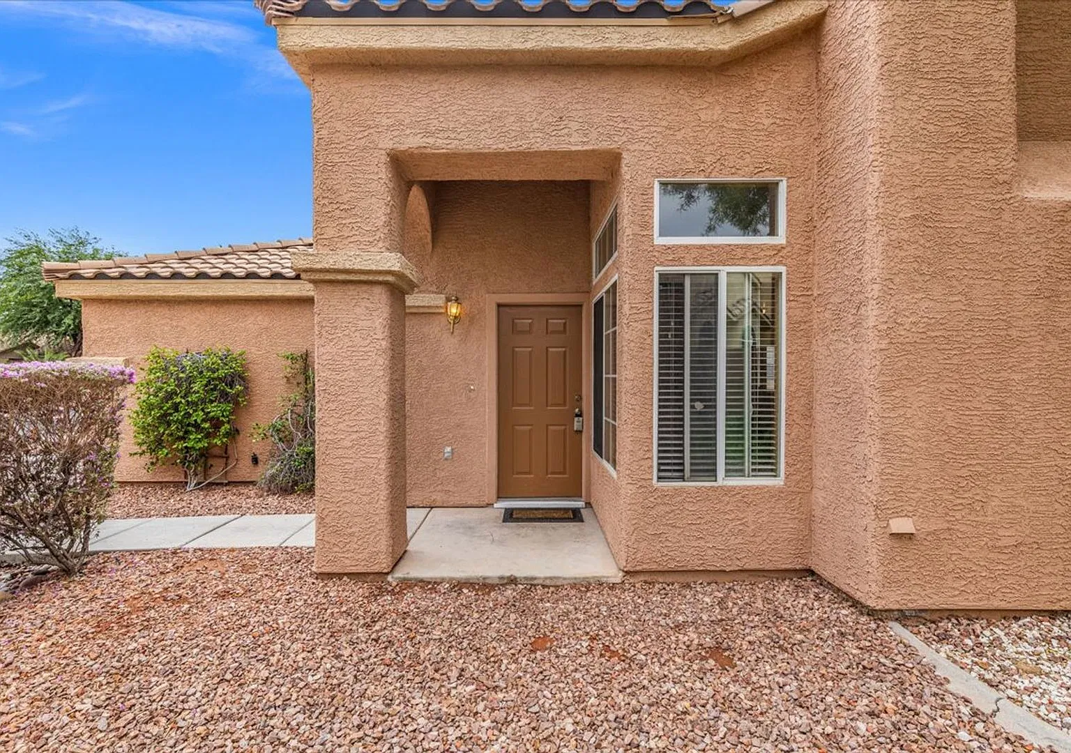 3431 Outlook Point - Immaculate Single Story Home — Photo 3