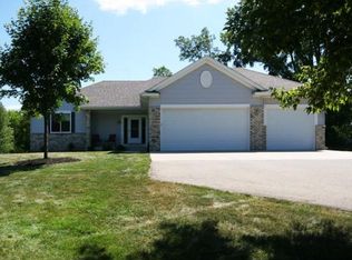 7005 148th St W, Savage, MN 55378