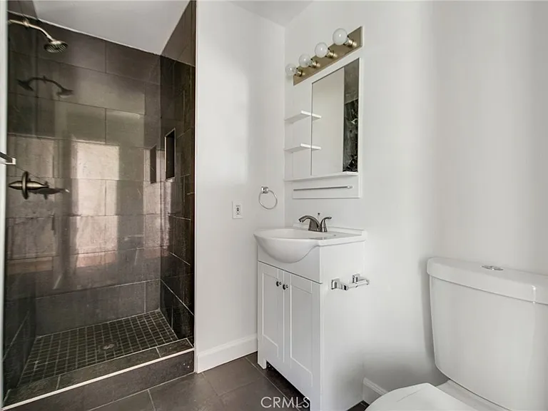 2407 Richmond Way — Photo 6