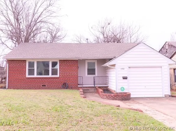 4208 E 24th Pl, Tulsa, OK 74114