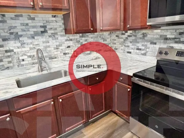 338 S 6th St, Reading, PA 19602