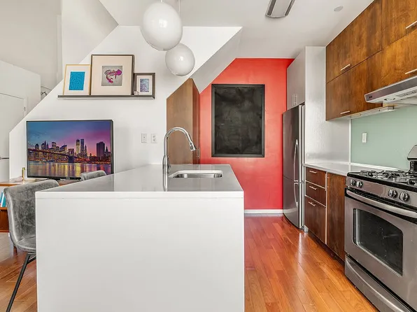 431 Warren St Unit 4D, Brooklyn, NY 11217