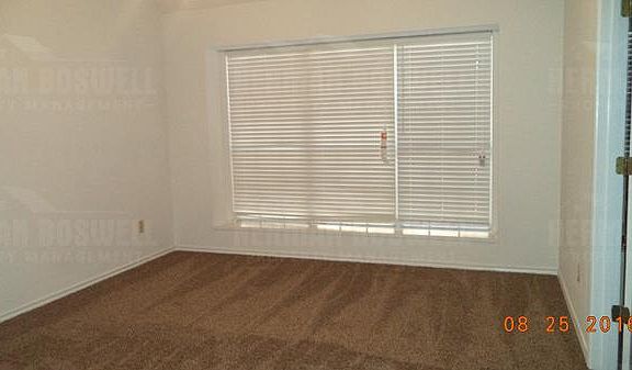 5th image of 6001 Hilltop Dr