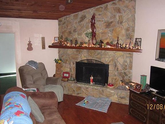 3rd image of 4241 Shadow Wood Ln