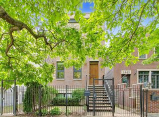 2439 W Moffat St, Chicago, IL 60647