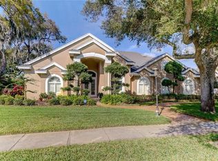 430 Rosery Rd, Belleair, FL 33756