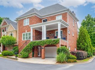 1075 Fairway Ests NE, Atlanta, GA 30319