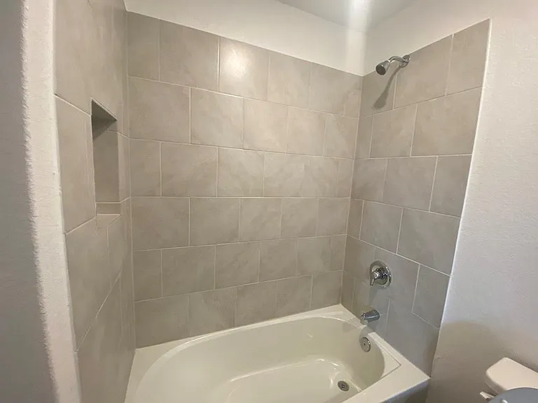309 Riverdale Dr — Photo 28
