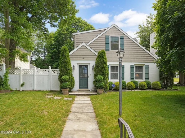 1 Arnold St, Old Greenwich, CT 06870