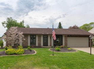 1058 Hickory St, Onalaska, WI 54650