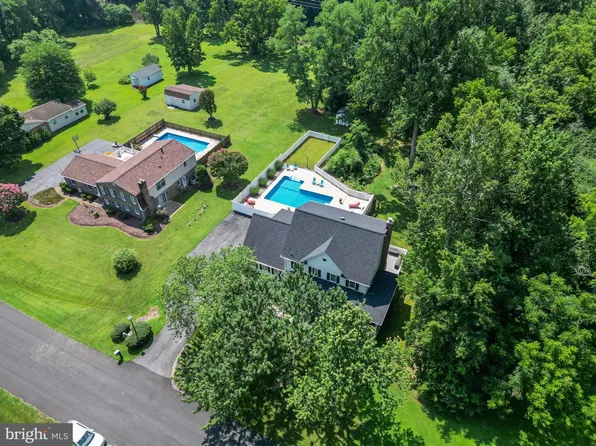 615 Clarks Run Rd, La Plata, MD 20646