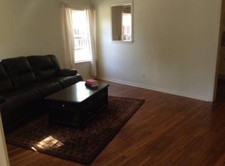 102 N Victoria St, Victoria, TX 77901