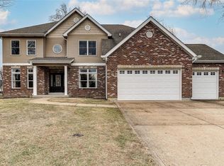 3 Crabapple Ct, Saint Louis, MO