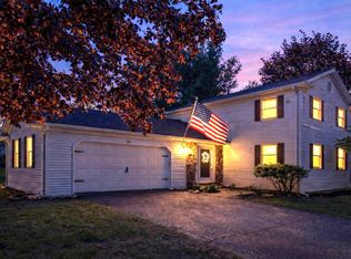 1163 Lakeside Dr S, Battle Creek, MI