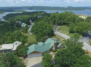 33 White Rockbluff Dr, Branson West, MO 65737