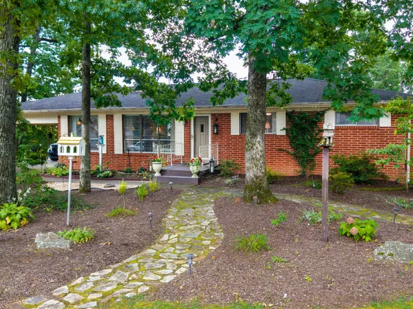 1103 Peerless Dr NW, Cleveland, TN 37312