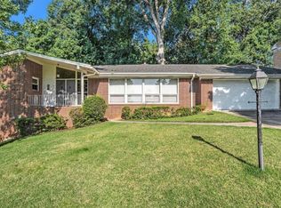890 Venetta Pl NW, Atlanta, GA 30318