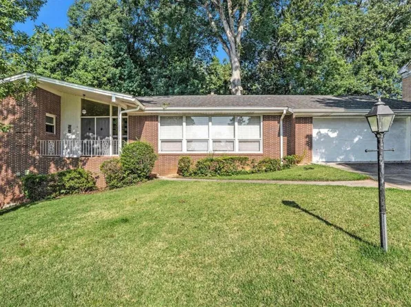 890 Venetta Pl NW, Atlanta, GA 30318