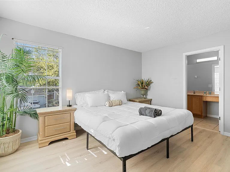 2646 Emerald Island Blvd — Photo 32