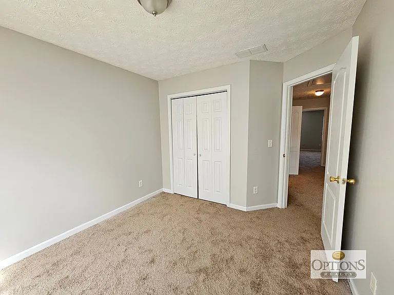 752 Georgetown Ct — Photo 23