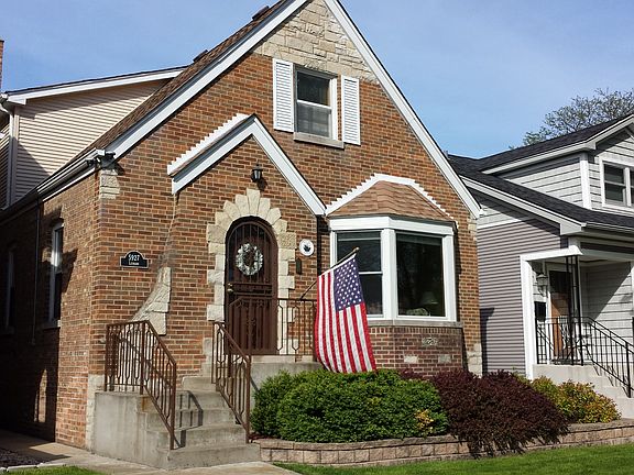 2nd image of 5927 N Leonard Ave