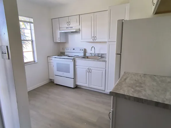 25400 Cantina Ln #E4, Leesburg, FL 34748