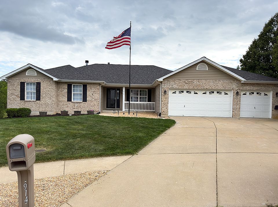 2nd image of 914 Indian Rock Ct