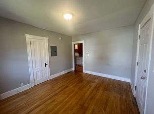 11 Beacon St APT 101, Concord, NH 03301
