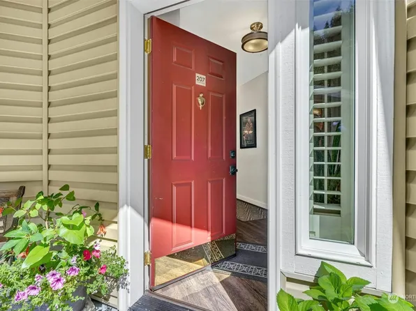 5000 NW Village Park Drive #A207, Issaquah, WA 98027