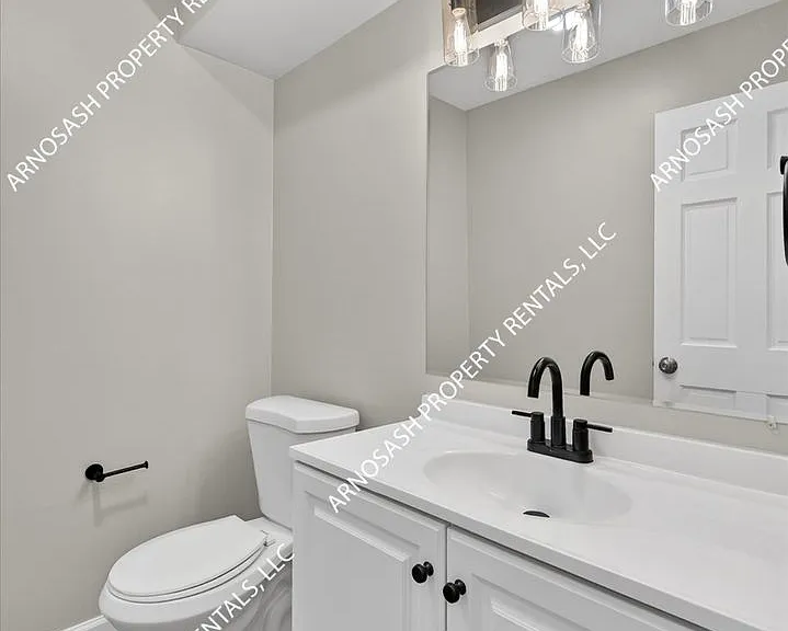 27345 Harvard Rd — Photo 23