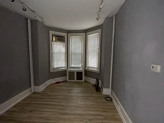 3rd image of 2237 Saint Albans St #1F