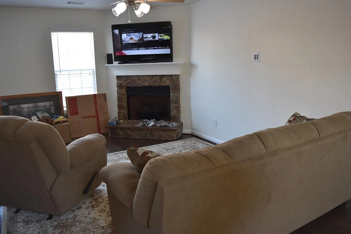 3 bed, 2.5 bath, 1567 sqft, $2,900 — Photo 4