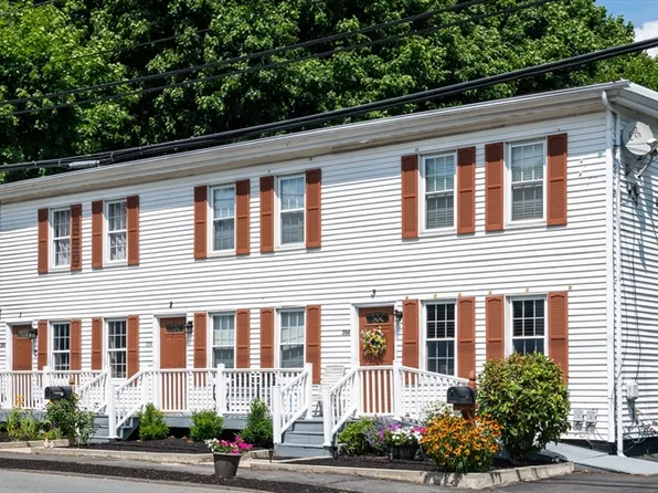 202 Central St #1, Saugus, MA 01906